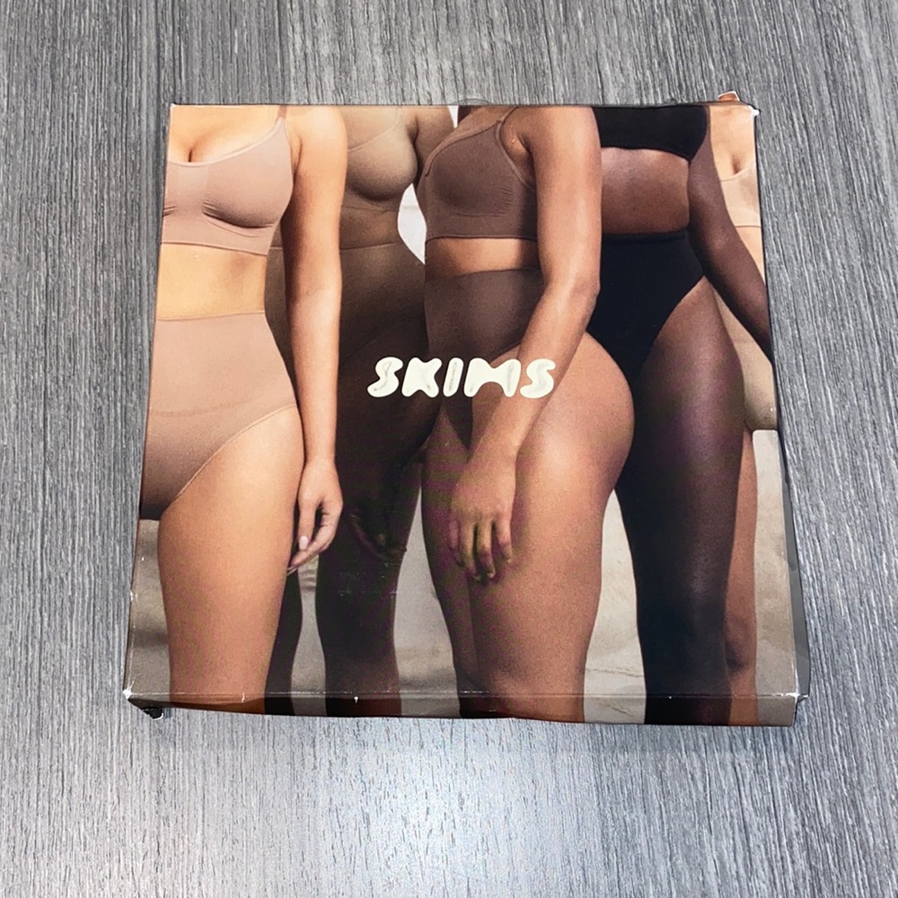 Skims core control brief size L/XL NEW IN BOX